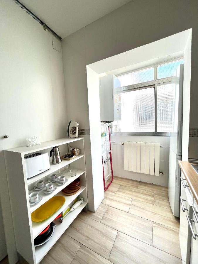 Centrico Aire Acondicionado 3 Habitaciones Zona Aparcamiento Gratuito Madrid Buitenkant foto