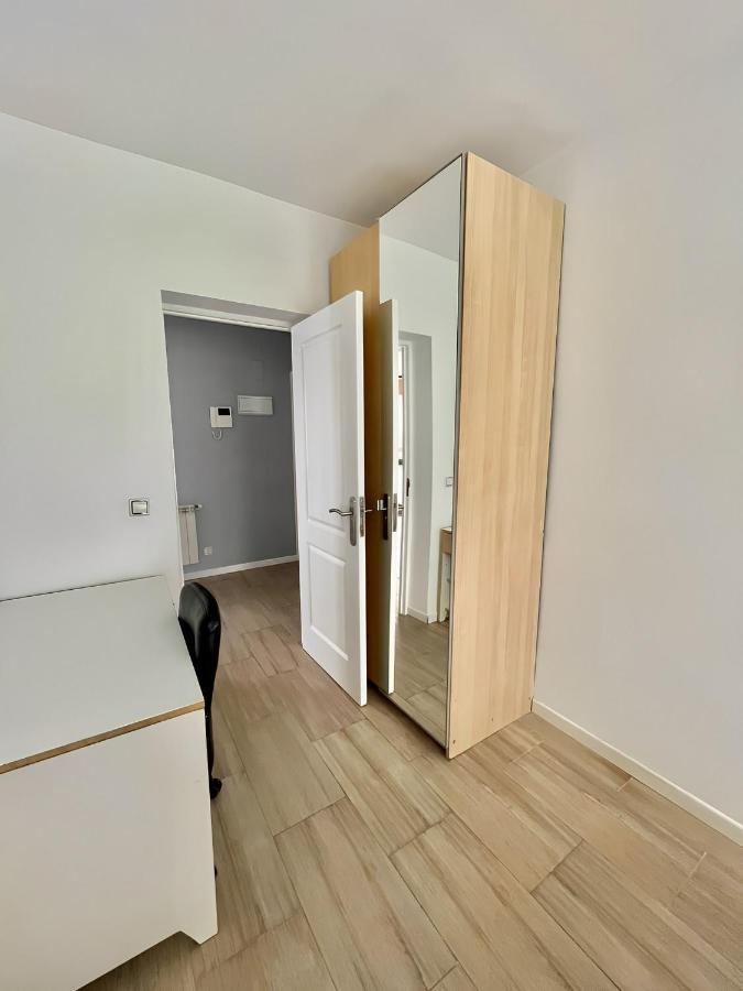 Centrico Aire Acondicionado 3 Habitaciones Zona Aparcamiento Gratuito Madrid Buitenkant foto