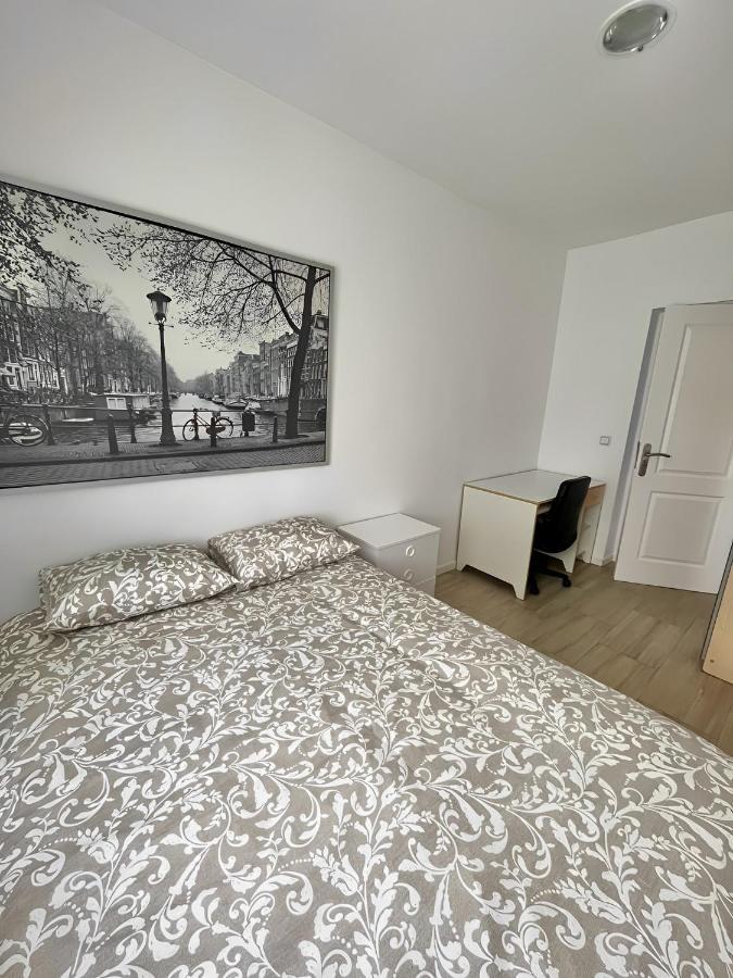 Centrico Aire Acondicionado 3 Habitaciones Zona Aparcamiento Gratuito Madrid Buitenkant foto